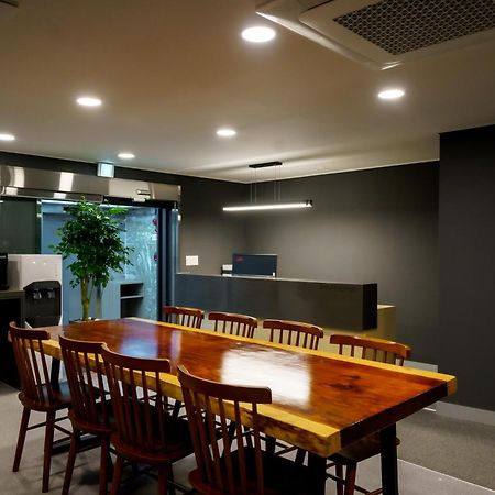 The Stay Hue Myeongdong Seoul Exterior photo