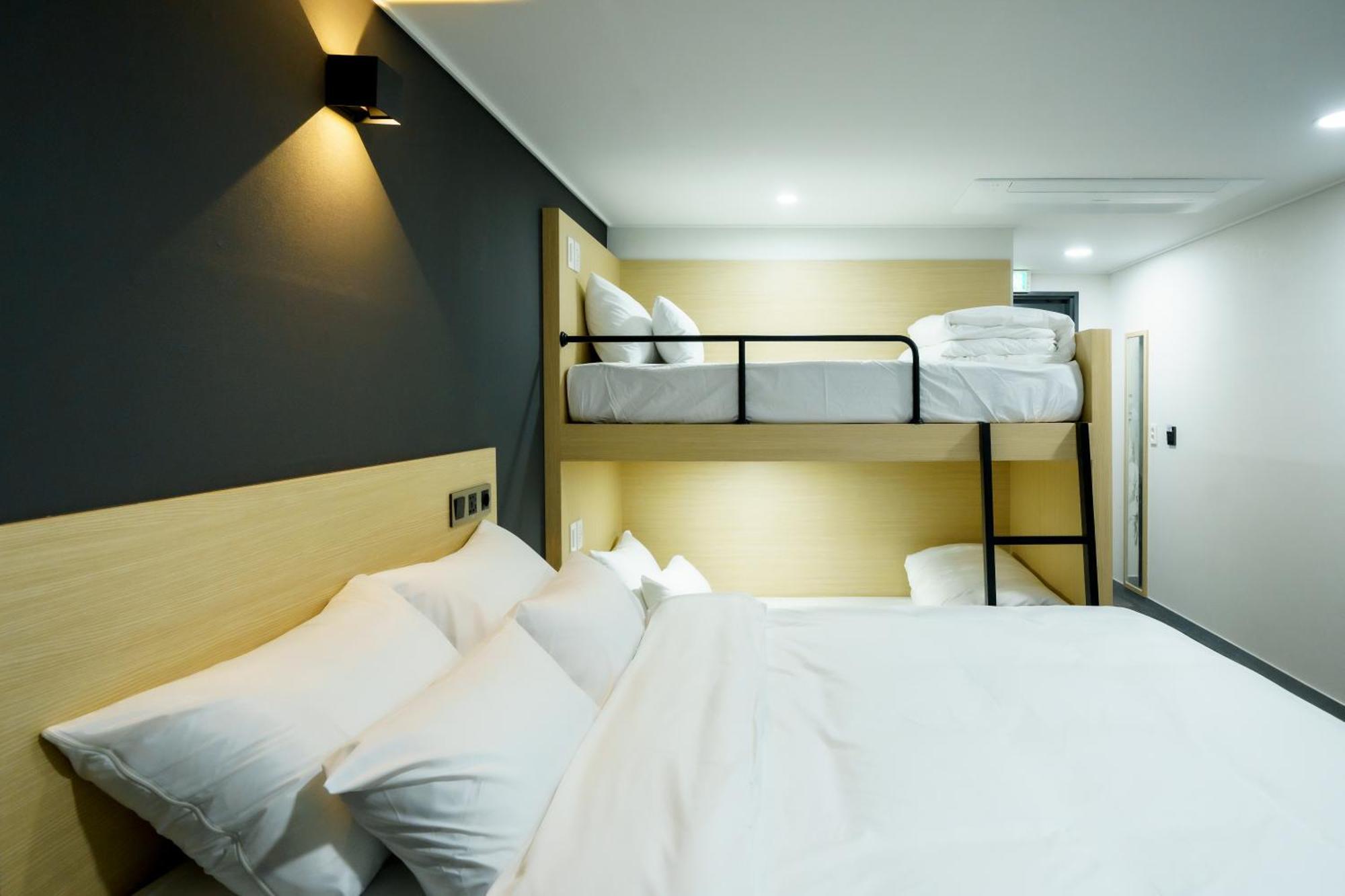 The Stay Hue Myeongdong Seoul Exterior photo