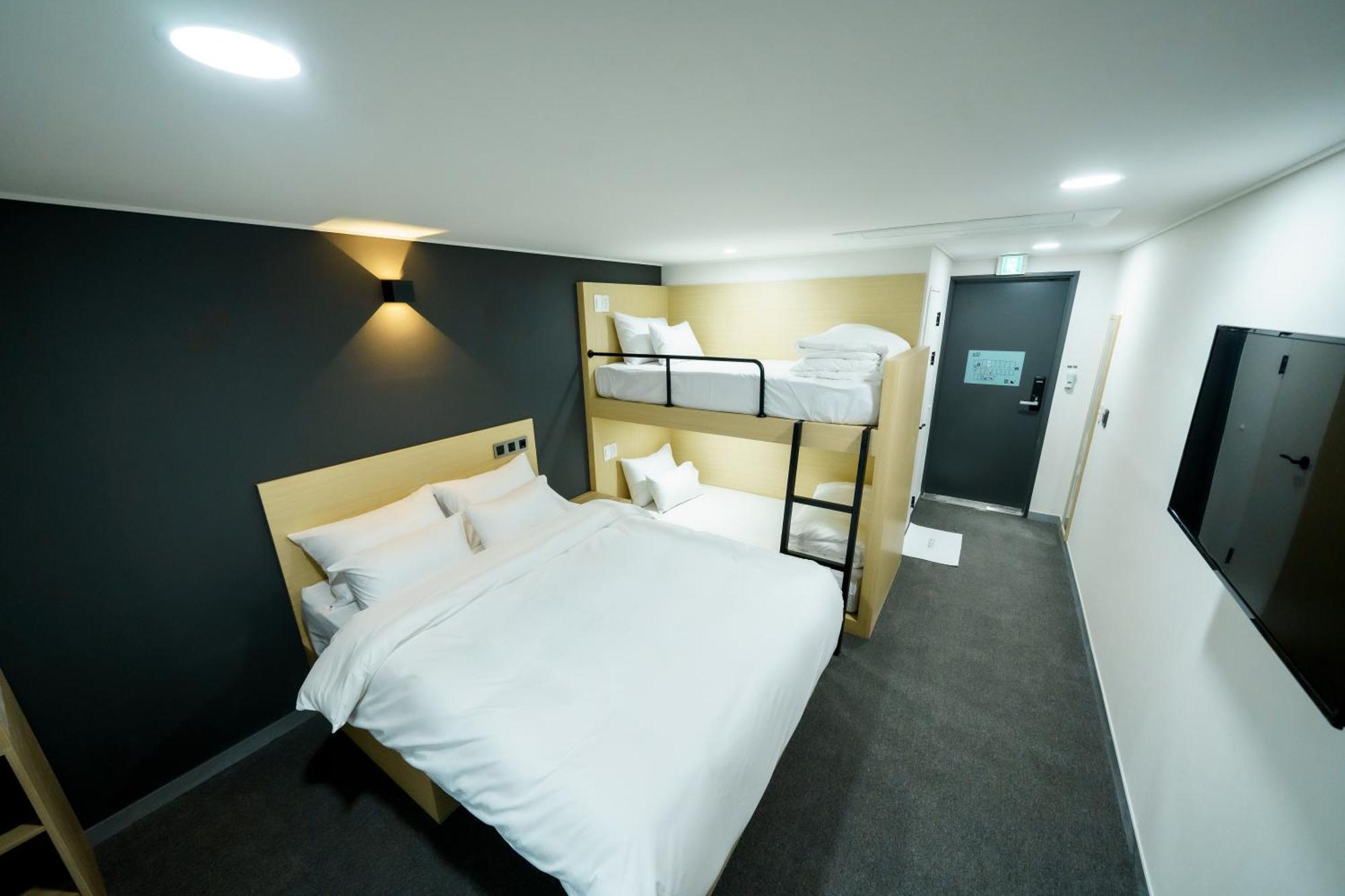 The Stay Hue Myeongdong Seoul Exterior photo