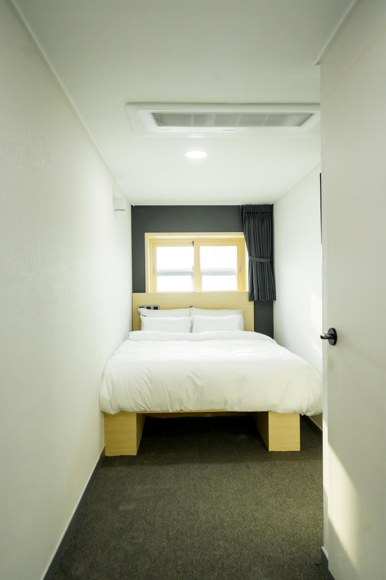 The Stay Hue Myeongdong Seoul Exterior photo