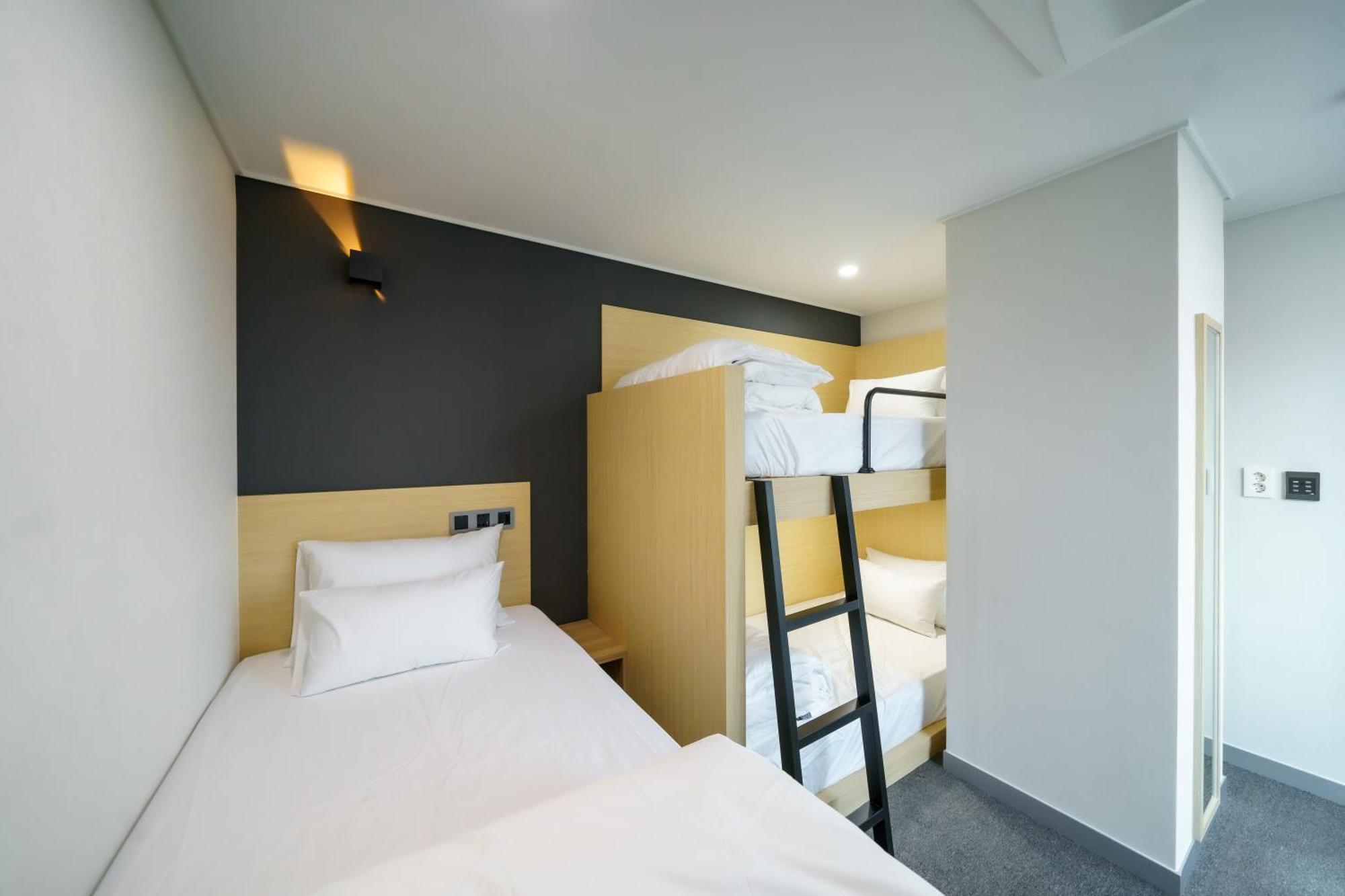 The Stay Hue Myeongdong Seoul Exterior photo