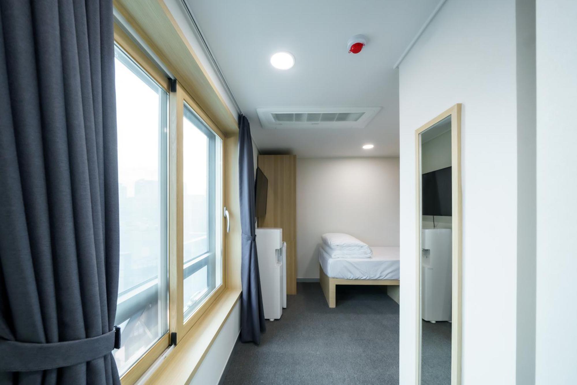 The Stay Hue Myeongdong Seoul Exterior photo