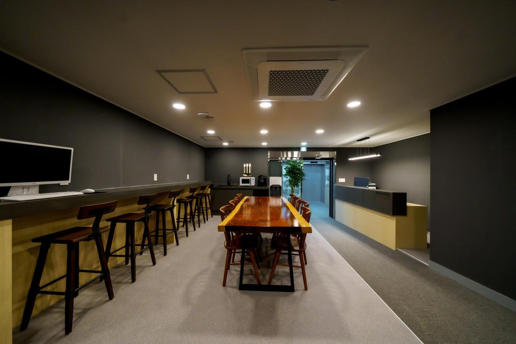 The Stay Hue Myeongdong Seoul Exterior photo